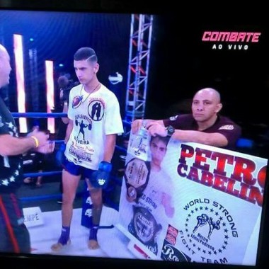 Professor de muay Thai