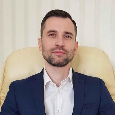 Адвокат Вареник Андрій Миколайович