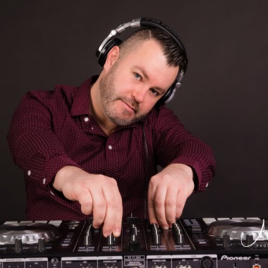 Tomrovka Dj.