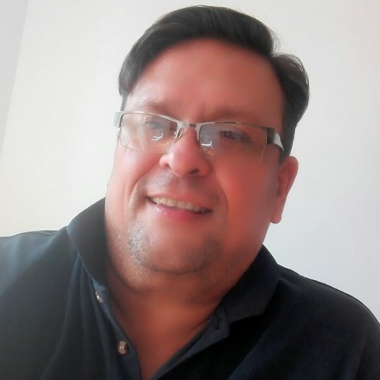 Larry Quiroz