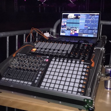 Contakt Vj 