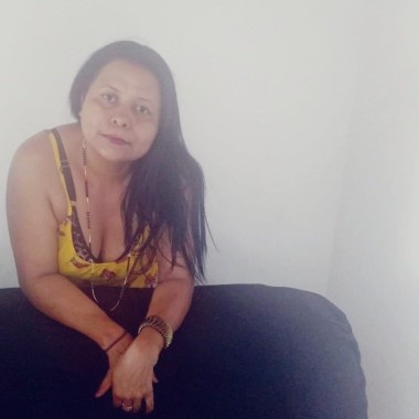 Eu sempre trabalhei como cuidadora sempre por indicação
