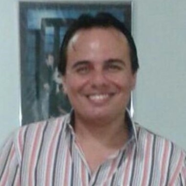 Emanuel Araujo