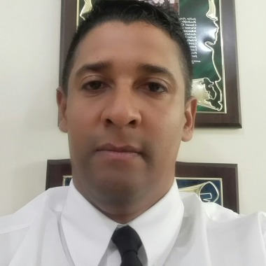 Protección y conductor  de Seguridad Vip