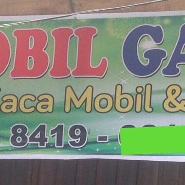 Kaca Mobil Gaharu (Medan)