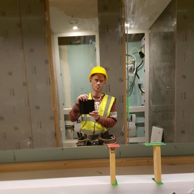 Services joinery buldining