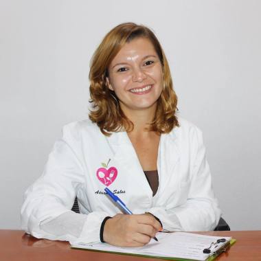 Adriana Sales - Nutricionista