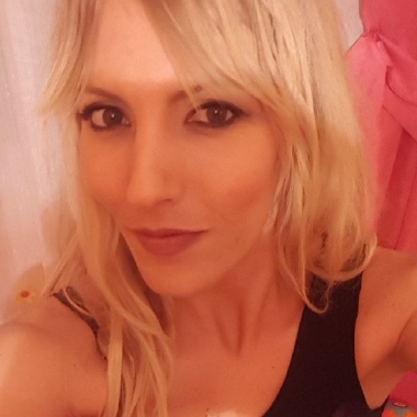 Sara make-up
