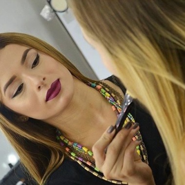Laura Amaya Makeup