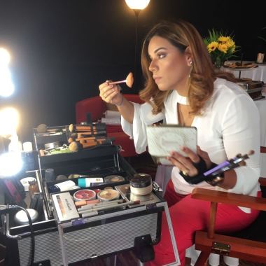 MAQUILLAJE PROFESIONAL