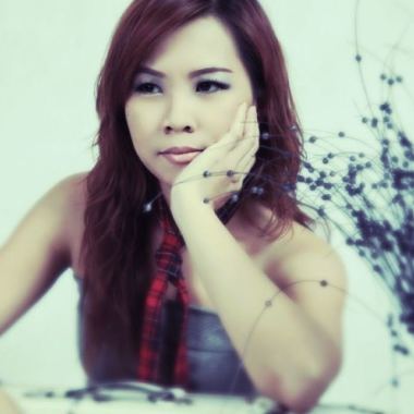 Yuliana profesional makeup artist