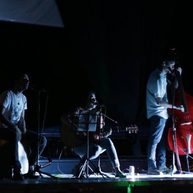 Rojo Estudio