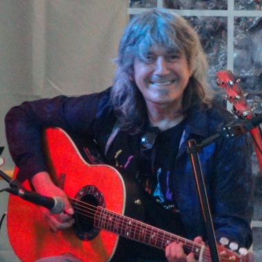 Didier, professeur de guitare et de basse