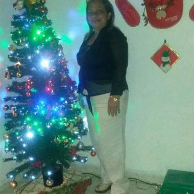 Enfermera auxiliar interna y o a domicilio