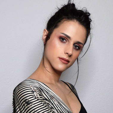 Dalia Makeup