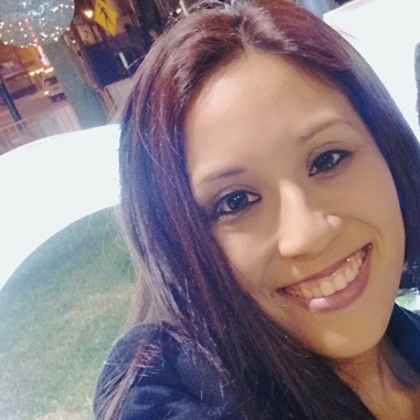 Gloria Flores
