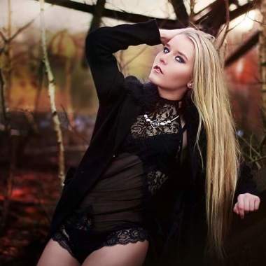 Krys Lagarfeld Photography