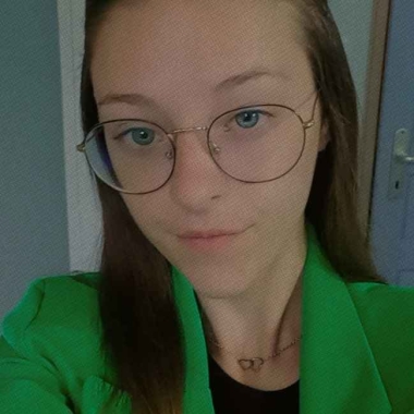Laurine Ferrieres