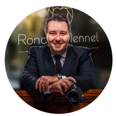 Ronald Mennel - Love Photography