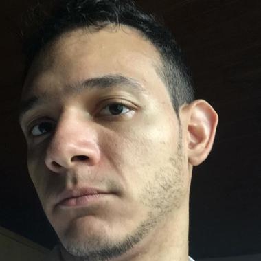 Diogenes Parolin Junior