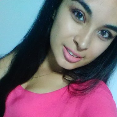 Q lashes