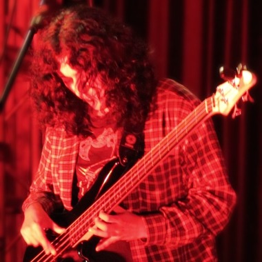 Clases de Guitarra y Bajo eléctrico