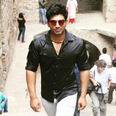 Navneet taliyan