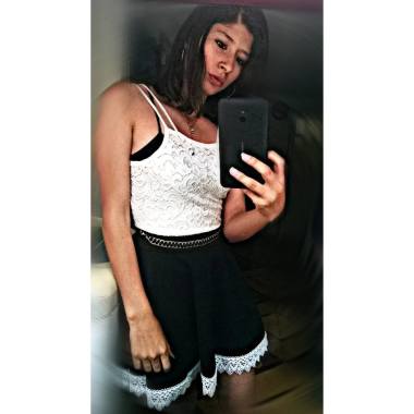 Mesera de eventos, organizadora.