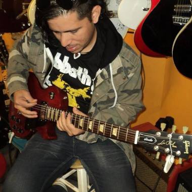 Carlos Paz Guitar