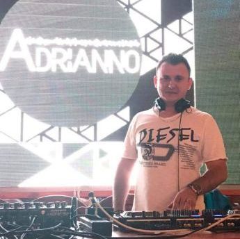 Dj Adrianno