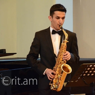 Arsen Hajyan Cours Du Saxophone Classique