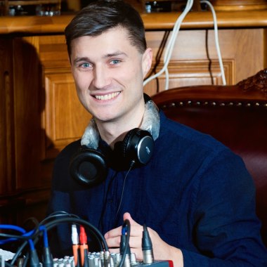 Dj VA