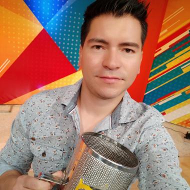 Alex Contreras percusionista