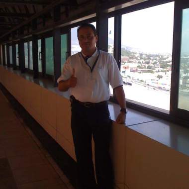 VICTOR PEREA SERVICIOS