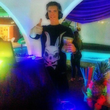 DJ ANDR0|D3