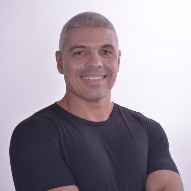 DR MÁRCIO REIS