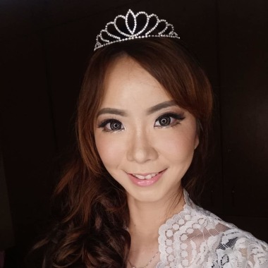 Priska Zhou MUA