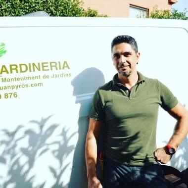 PYROS JARDINERIA