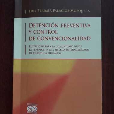 Abogado con especialización en derecho penal y criminología