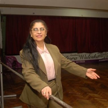 ACADEMIA DORA WALESKA