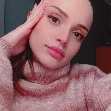 Un momento especial, un maquillaje personal.