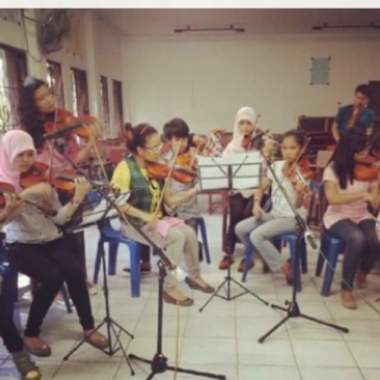 Privat Music Piano/Keyboard/Biola