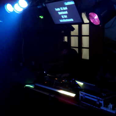 Dj
