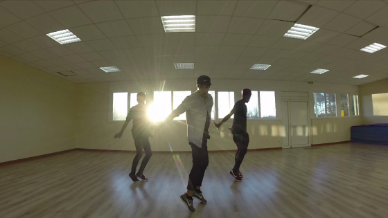 Anousone Professeur de hip hop
