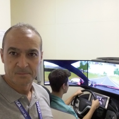 Intrutor na sala