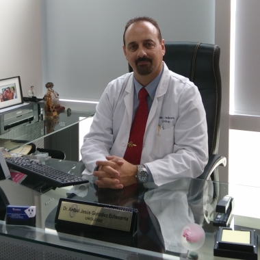 Dr. Anibal Jesús González Echevarría