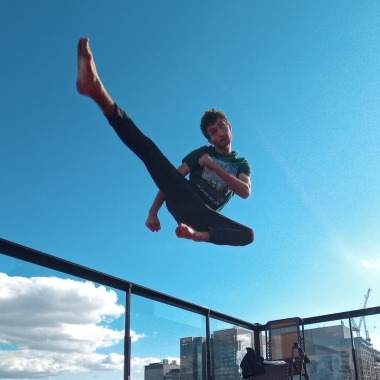 Emilien BERGERET :  Acrobate Cascadeur