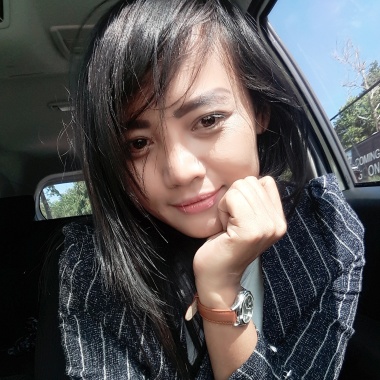 Susanti Andrayani, SH