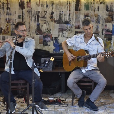 גיטרה וחליל- חגי רחביה