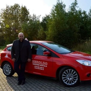 UAB Heroldo vairavimo mokykla